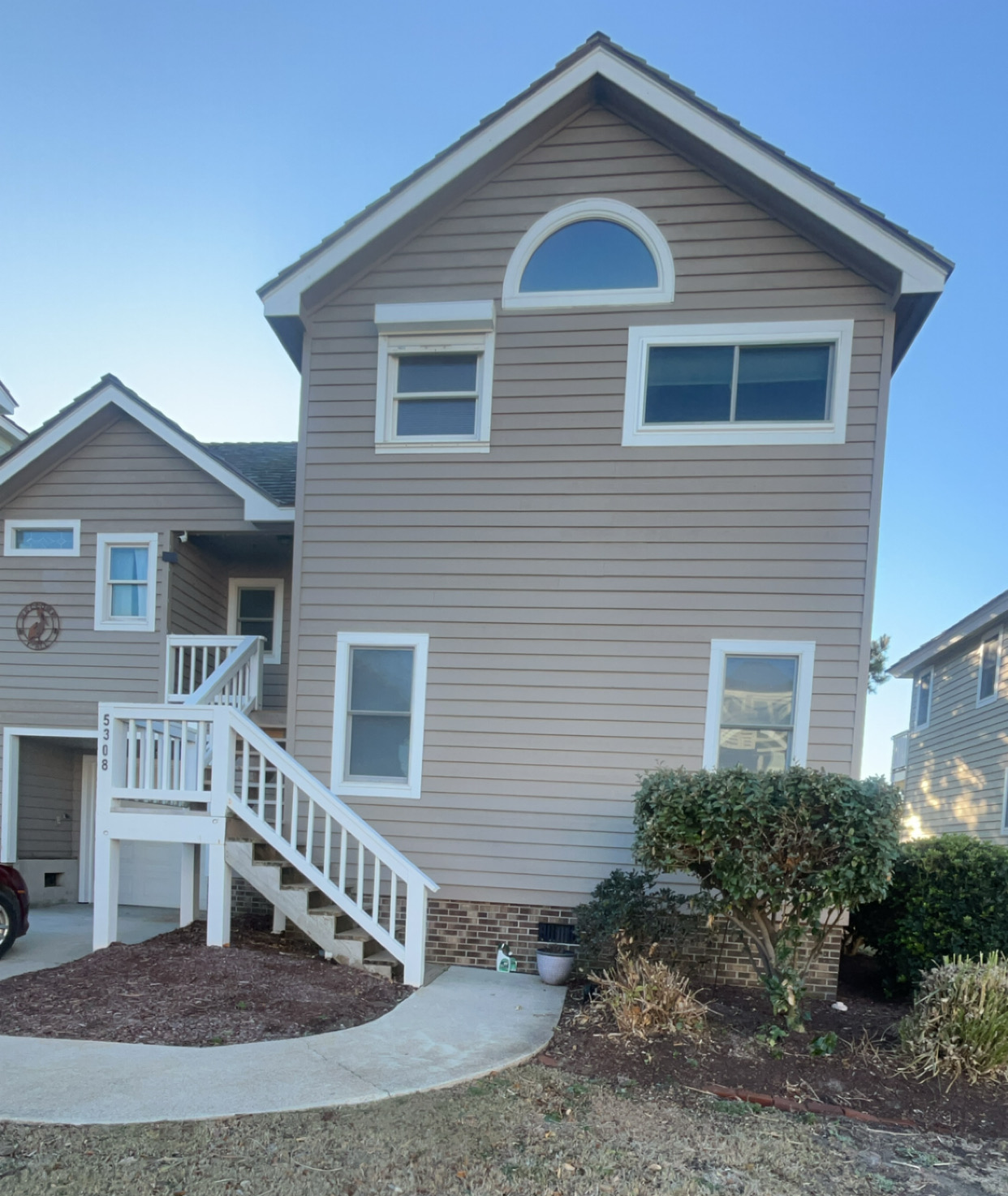 Long Term Rental 1734LT- Not Currently Available